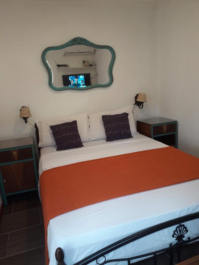 Stone Wasi Bed & Breakfast Montevideo Bagian luar foto