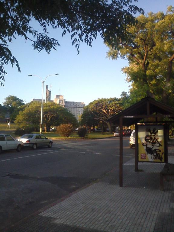 Stone Wasi Bed & Breakfast Montevideo Bagian luar foto