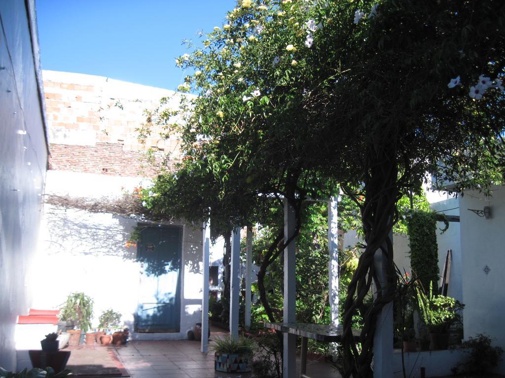 Stone Wasi Bed & Breakfast Montevideo Bagian luar foto