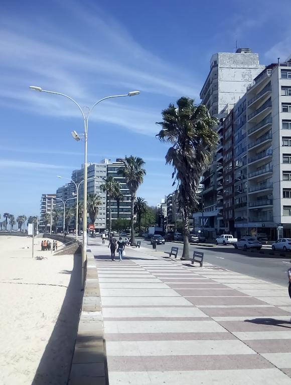 Stone Wasi Bed & Breakfast Montevideo Bagian luar foto